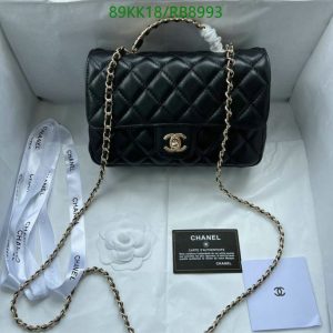 Chanel Replica Classic Flap Bag in Black Lambskin