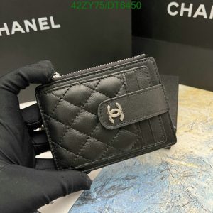 Chanel Replica Card Holder Wallet DT6450 in Black 1 cowhide leather