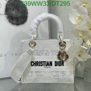 Replica Christian Dior Medium Lady D-Lite Bag Mirror DT295 in White