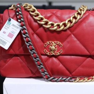 Chanel 19 Red Handbag For Women R4F5G6 - FRONT VIEW