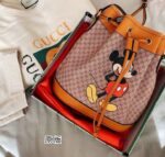 Fake Gucci Disney Bucket Luxury Bag P9M7Z3 - FRONT VIEW