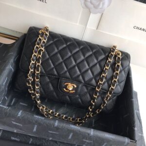 Chanel Replica Black Calfskin Handbag Medium RT8923